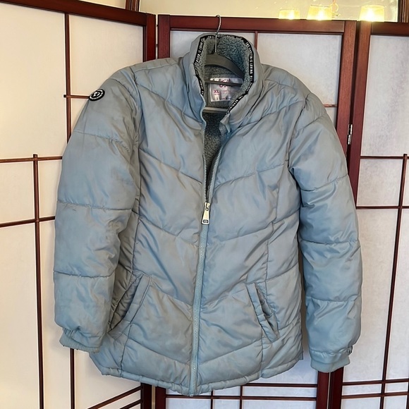 Justice Girl’s Coat in EUC CL 16/18 Nlue and Fleece Lined - Picture 1 of 6